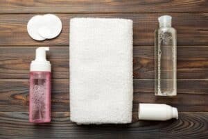 DIY Makeup Remover Without Oil