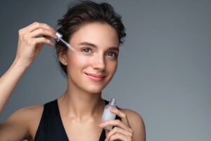 essential oil as a natural way to get rid of bags under eyes